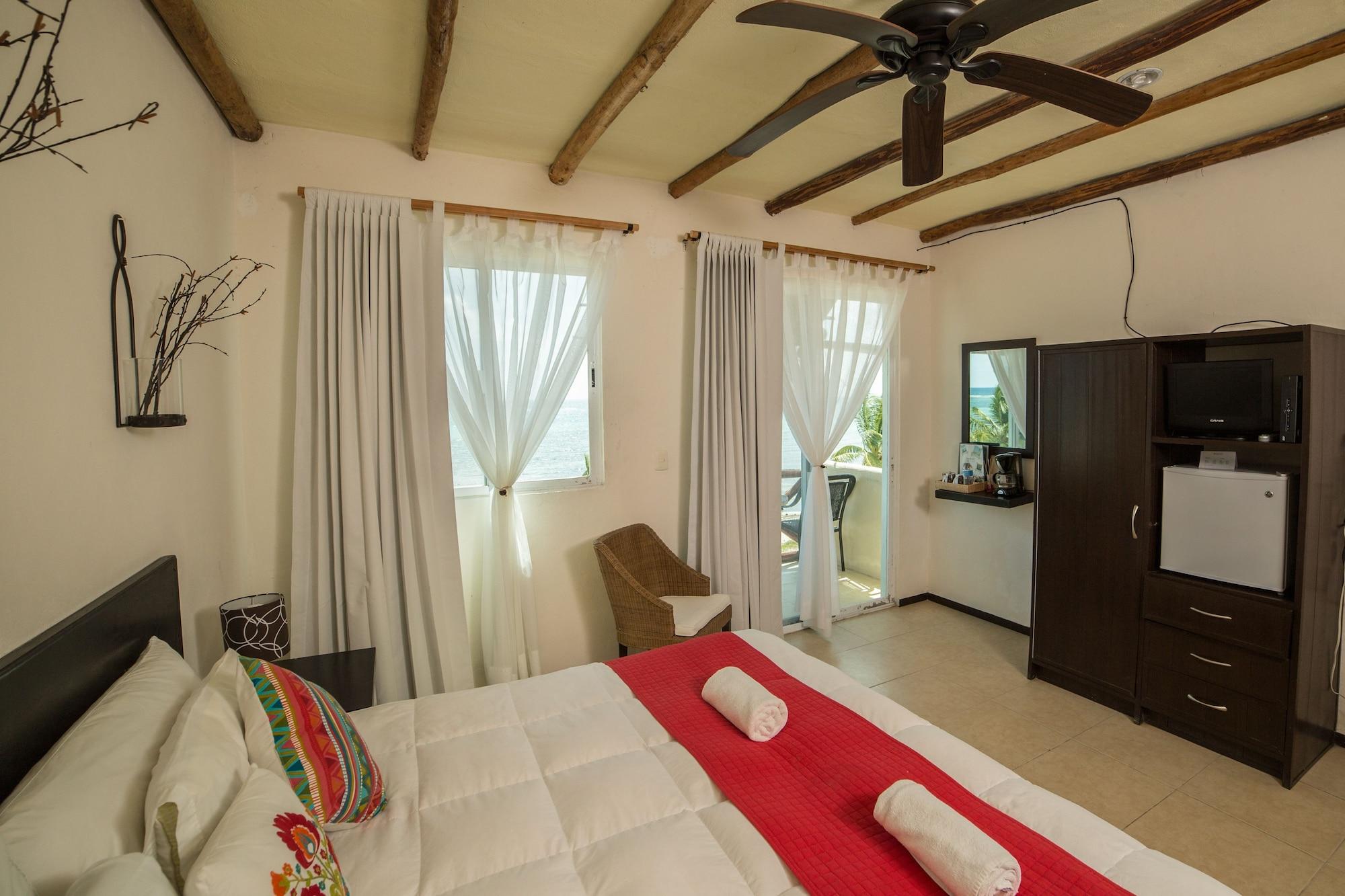 Hotel Arenas Mahahual Exteriér fotografie
